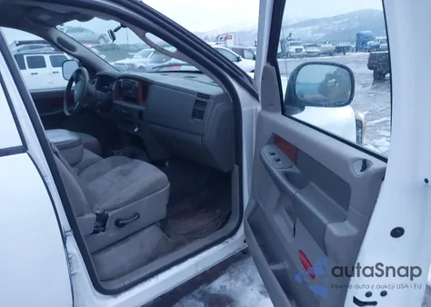 2006 Dodge Ram 1500 Slt/Trx4 Off Road/Sport z USA, uszkodzony, nr VIN 1D7HU18N96S601178